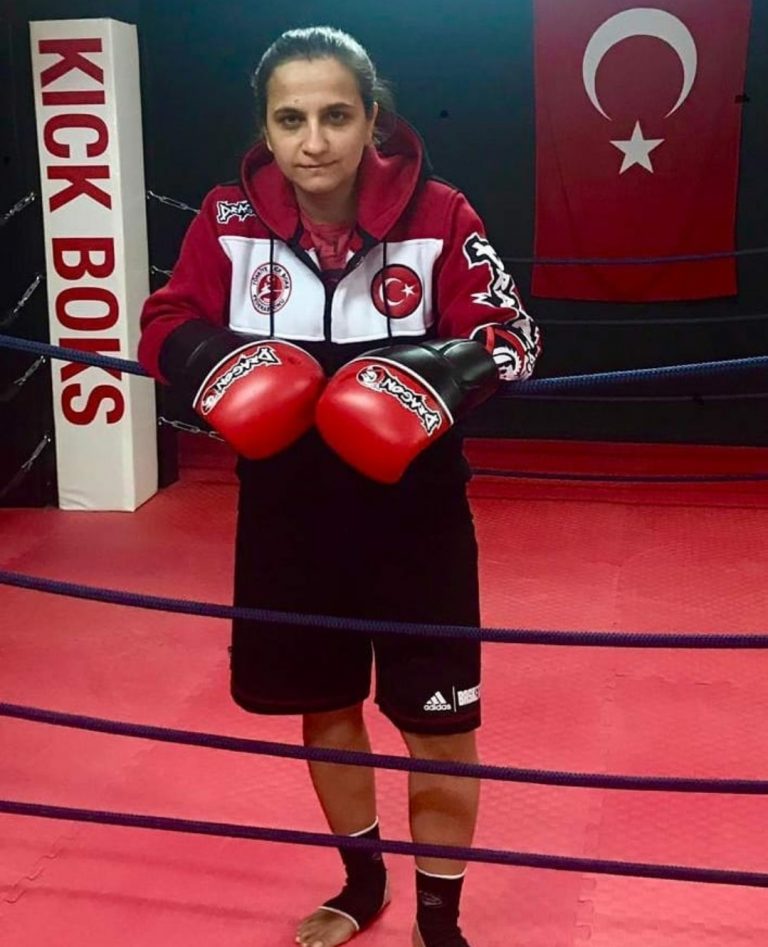 Son yılların gözde sporu : Kickboks